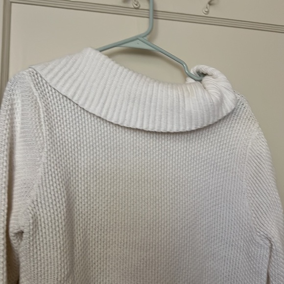 Liz Claiborne Petite white sweater size: PL - Picture 6 of 7